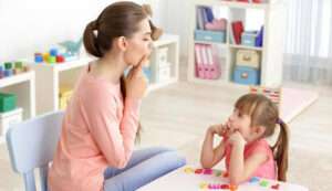 علائم لکنت زبان در کودک